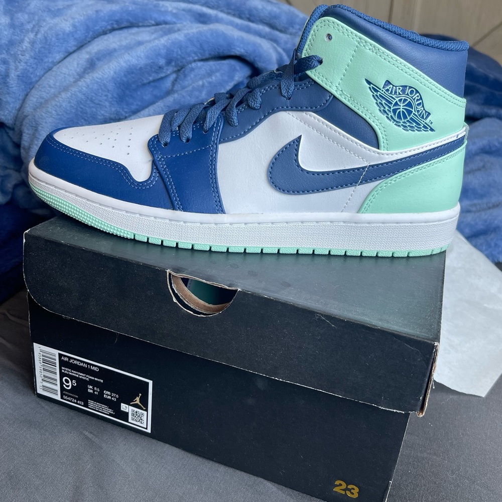 mystic navy/mint Air Jordan 1 MID